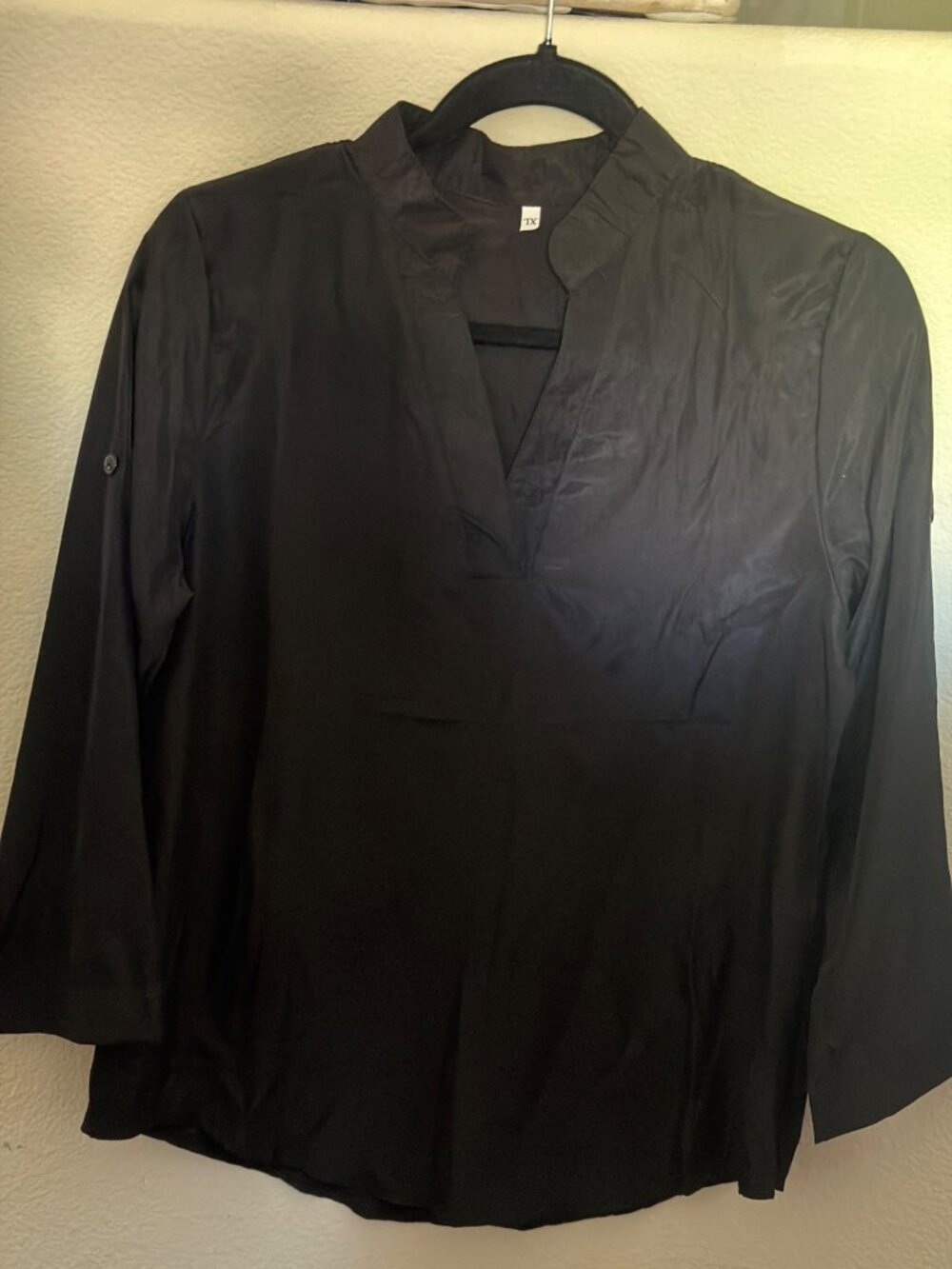 Black V-Neck Blouse With 3/4 Sleeves And Button Tabs Womens Size 1X
